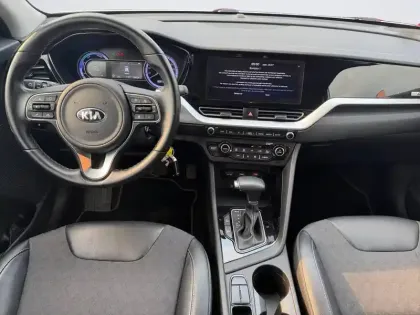 Photo 9 Kia Niro  1.6 GDi Hybride 141 ch DCT6