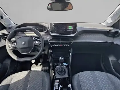 Photo 12 Peugeot 208  Turbo 100 ch BVM6