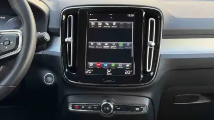 Photo 17 Volvo XC40  T4 Recharge 129+82 ch DCT7