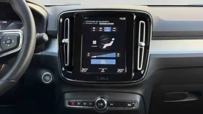 Photo 18 Volvo XC40  T4 Recharge 129+82 ch DCT7