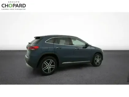 Photo 8 Mercedes GLA  250 e 8G-DCT