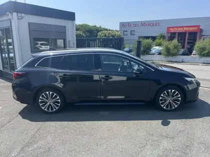 Photo 7 Toyota Corolla  Touring Sports Hybride 140ch