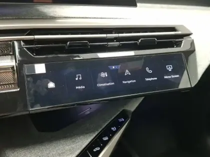 Photo 23 Peugeot 3008  Hybrid 145 e-DCS6
