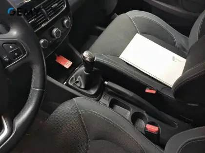 Photo 11 Renault Clio  dCi 75 Energy