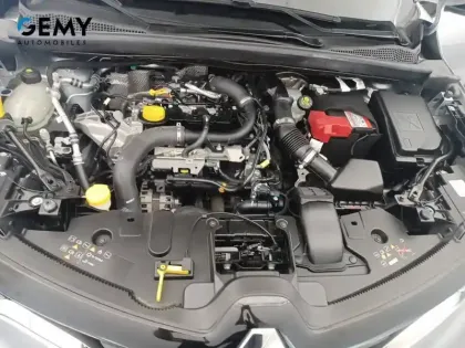 Photo 31 Renault Captur  TCe 90