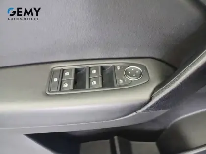 Photo 35 Renault Captur  TCe 90