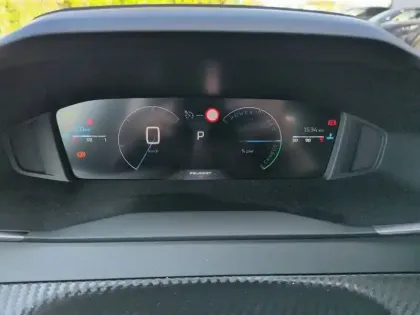 Photo 9 Peugeot 2008  Hybrid 110 e-DCS6