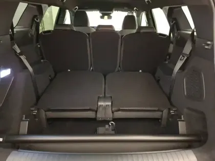 Photo 9 Peugeot 5008  Hybrid 145 ch e-DCS6