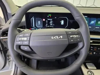 Photo 11 Kia Niro  1.6 GDi 138 ch HEV DCT6