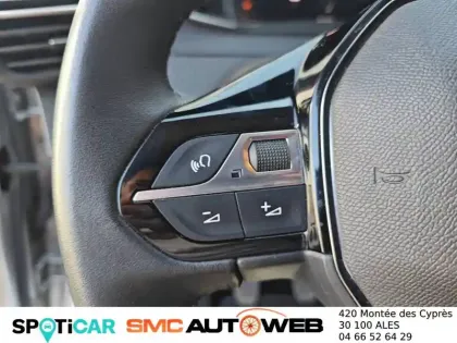 Photo 12 Peugeot 208  PureTech 100 S&S BVM6