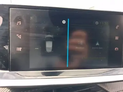 Photo 14 Peugeot 208  Electrique 50 kWh 136ch