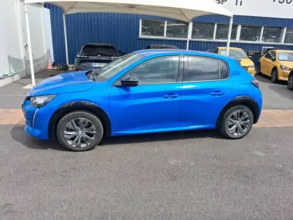 Photo 7 Peugeot 208  Electrique 50 kWh 136ch