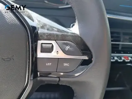 Photo 19 Peugeot 208  PureTech 100 S&S BVM6