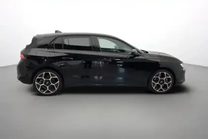 Photo 38 Opel Astra  Hybrid 180 ch BVA8