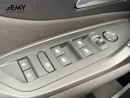 Photo 26 Peugeot 308  SW PHEV 180 e-EAT8