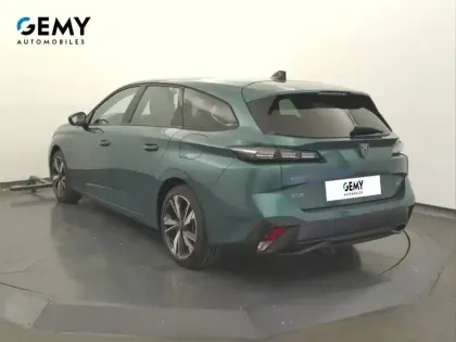Photo 39 Peugeot 308  SW PHEV 180 e-EAT8