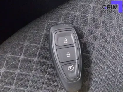 Photo 25 Ford Kuga  2.5 Duratec 180 ch FlexiFuel FHEV E85 Powershift