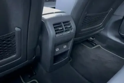 Photo 24 Peugeot 408  PureTech 130 ch S&S EAT8