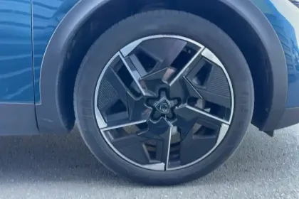 Photo 31 Peugeot 408  PureTech 130 ch S&S EAT8