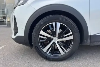 Photo 10 Peugeot 3008  Hybrid 225 e-EAT8