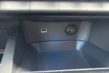Photo 23 Peugeot 3008  Hybrid 225 e-EAT8