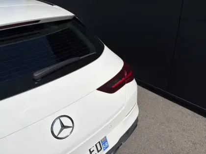 Photo 10 Mercedes CLA  Shooting Brake 180 d 8G-DCT