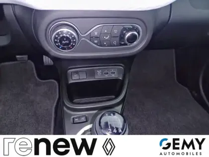 Photo 28 Renault Twingo  III SCe 65