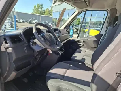 Photo 8 Nissan Interstar  FOURGON L2H2 3T3 2.3 DCI 135