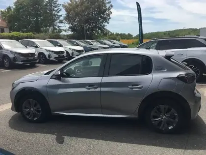 Photo 7 Peugeot 208  Electrique 50 kWh 136ch