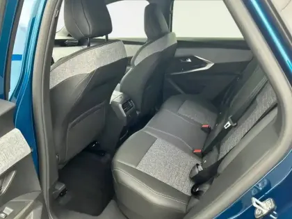 Photo 12 Peugeot 3008  Hybrid 145 e-DCS6