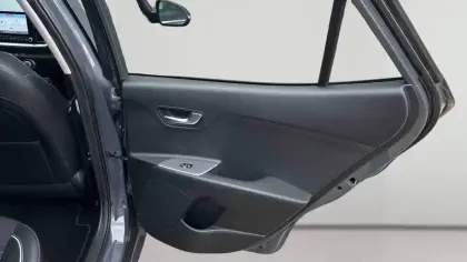 Photo 19 Kia Stonic  1.0 T-GDi 120 ch MHEV iBVM6