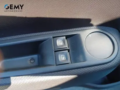 Photo 26 Renault Twingo  III E-Tech