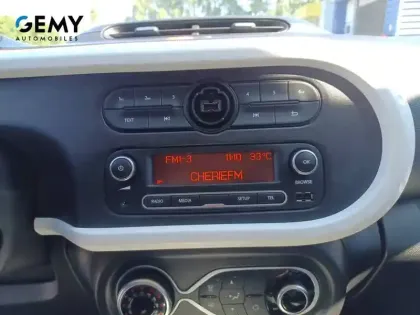 Photo 28 Renault Twingo  III E-Tech