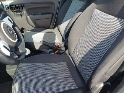 Photo 8 Renault Twingo  III E-Tech