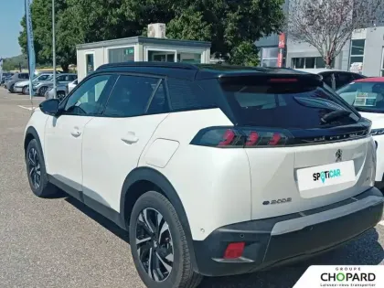 Photo 31 Peugeot 2008  Electrique 136 ch