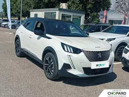 Photo 29 Peugeot 2008  Electrique 136 ch