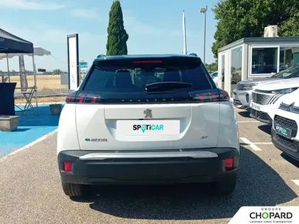 Photo 30 Peugeot 2008  Electrique 136 ch