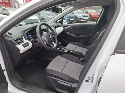 Photo 9 Renault Clio  E-Tech hybride 145