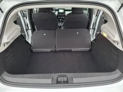 Photo 28 Renault Clio  E-Tech hybride 145