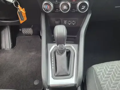 Photo 20 Renault Clio  E-Tech hybride 145