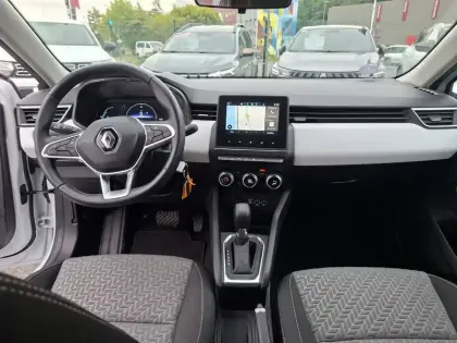 Photo 25 Renault Clio  E-Tech hybride 145