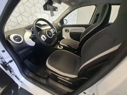 Photo 9 Renault Twingo  III E-Tech