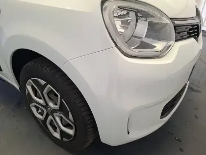 Photo 19 Renault Twingo  III E-Tech
