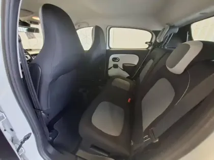Photo 24 Renault Twingo  III E-Tech