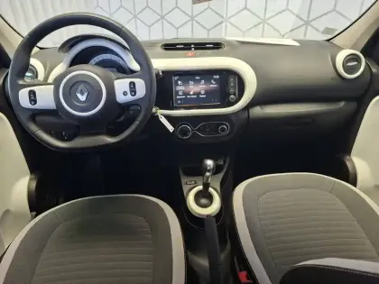 Photo 10 Renault Twingo  III E-Tech
