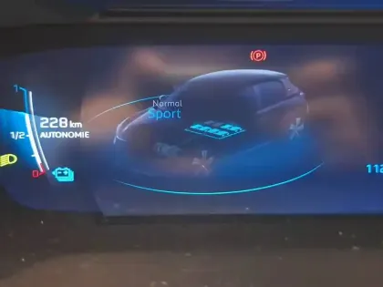Photo 24 Peugeot 208  Electrique 50 kWh 136ch