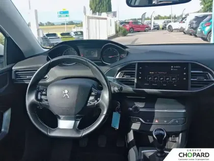 Photo 11 Peugeot 308  BlueHDi 100ch S&S BVM6