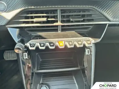 Photo 14 Peugeot 208  Electrique 50 kWh 136ch