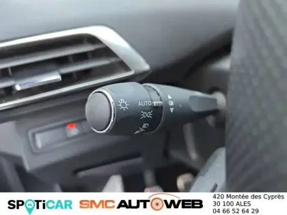 Photo 31 Peugeot 5008  PureTech 130ch S&S BVM6