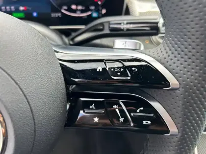 Photo 15 Mercedes GLC  300 de Hybrid EQ 4MATIC Co